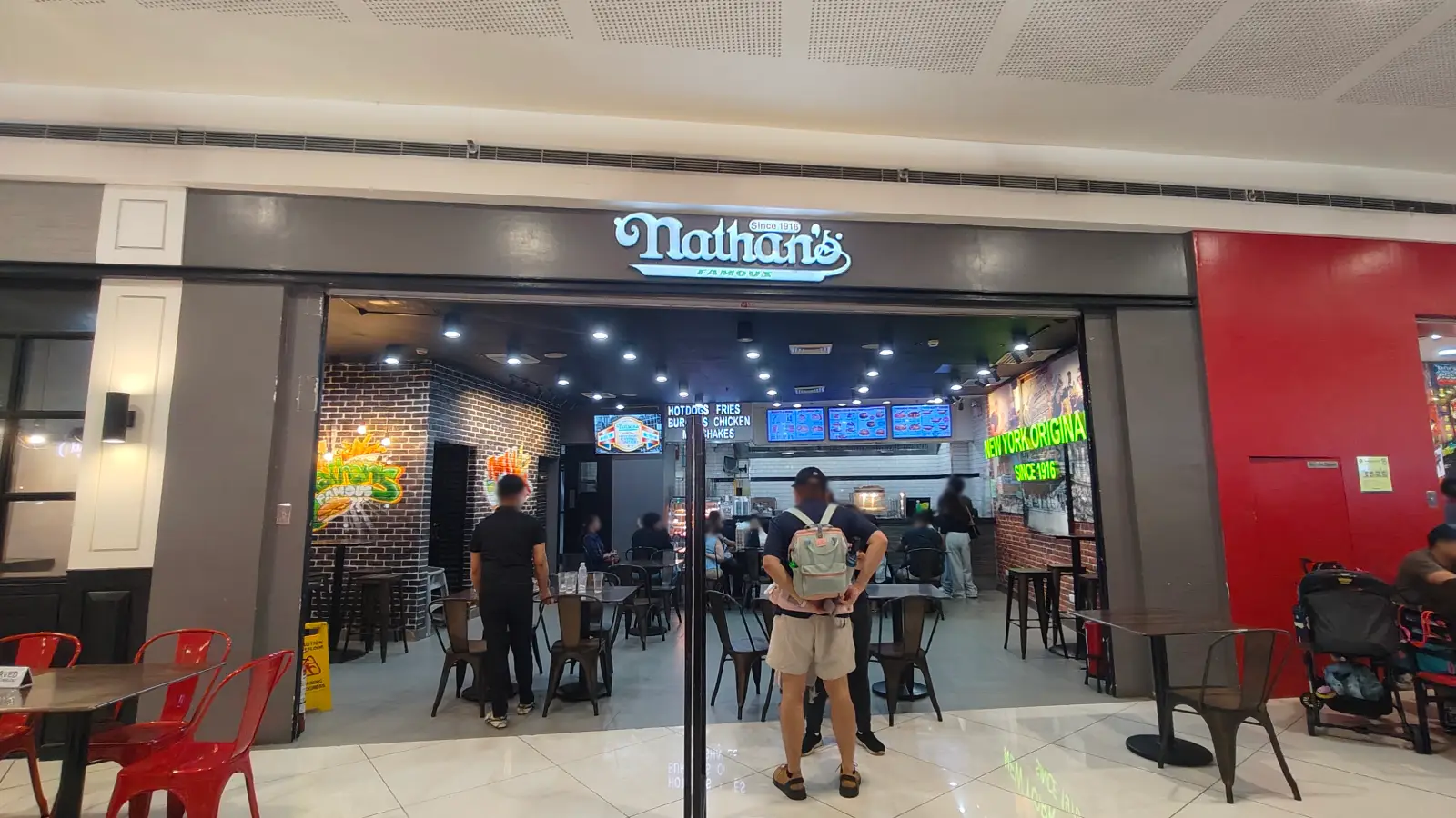 NATHAN'S FAMOUS in SM Mall of Asia